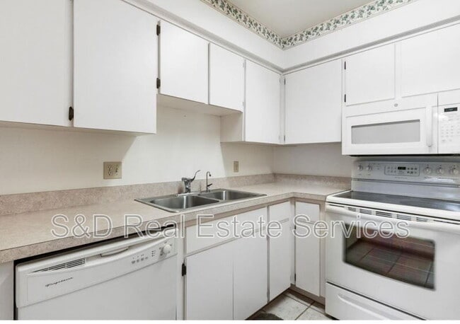 Building Photo - 848 Mikasuki Dr