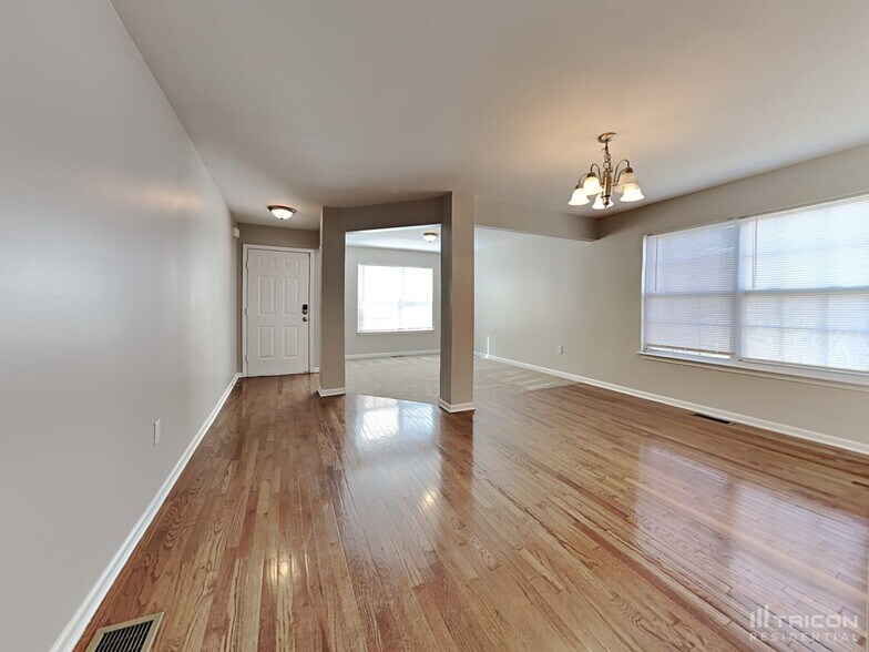 Building Photo - 211 Millstream Ridge