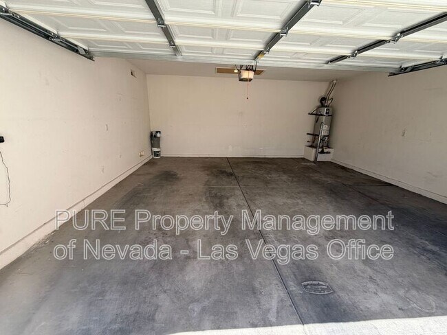 Building Photo - 4320 Laguna Garden Ave