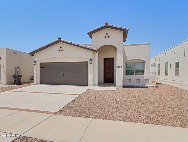 Building Photo - 13813 Summer Story Ave