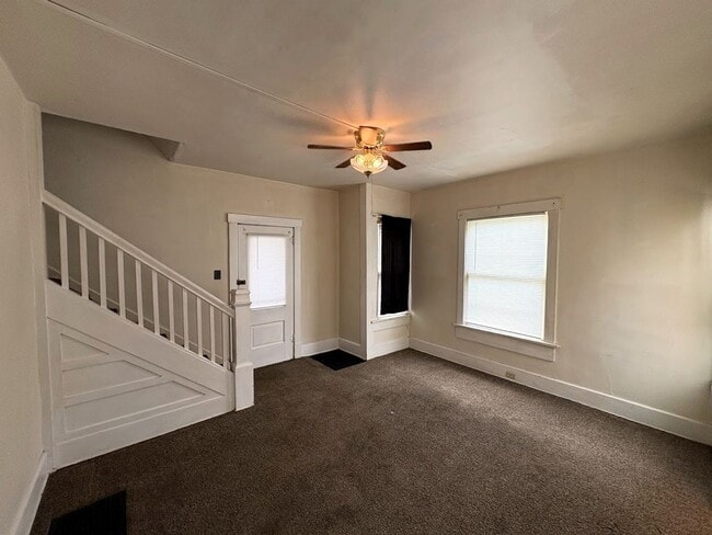 Building Photo - 1705 Bechel Pl NW