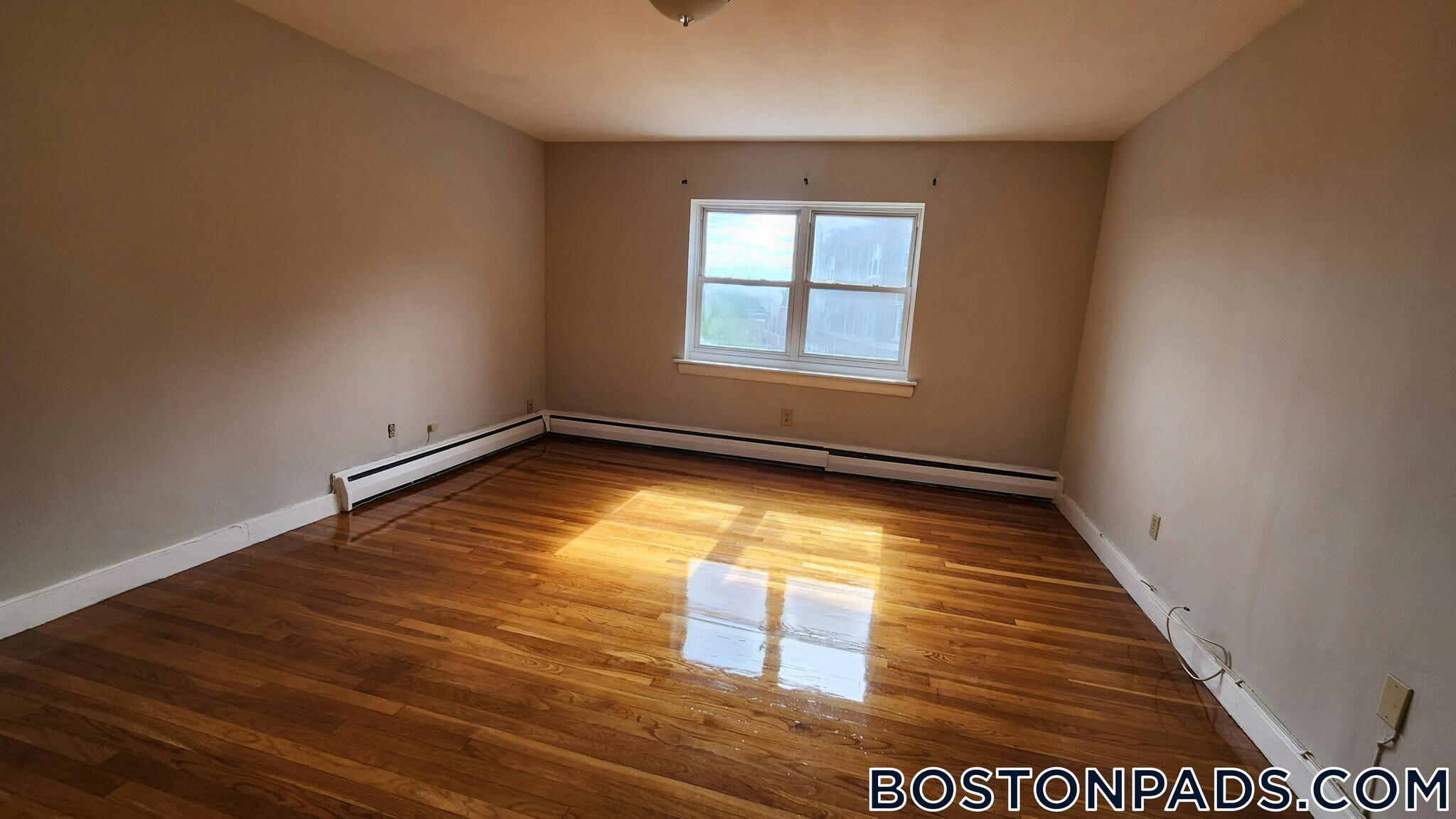 Building Photo - 69 Chiswick Rd