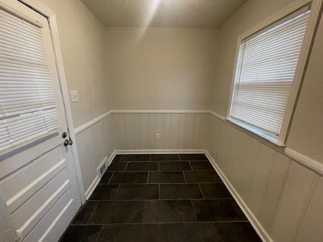 Building Photo - 1553 Paullus Ave