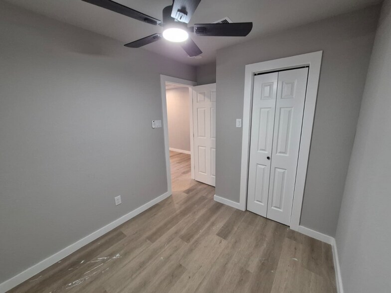 Primary Photo - 3268 Holman St