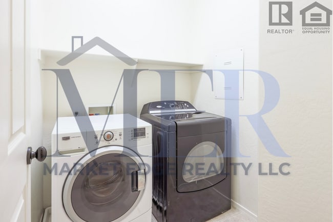 Building Photo - 4Bed/3Bath Home in Maricopa! $199 MOVE-IN SPECIAL! Ready for Immediate Move-In!