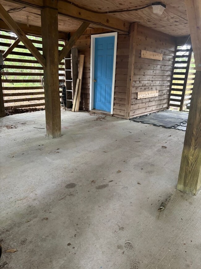 Building Photo - 3 Bedroom, 2 Bath home, Colington Harbor, $2600/mo, Pet Friendly