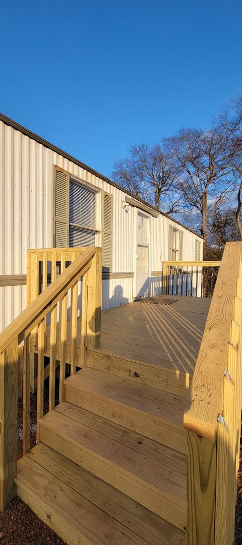 Building Photo - Ready to Move in