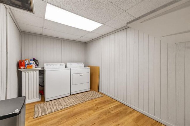 Building Photo - Single Family Home In Harrisonburg