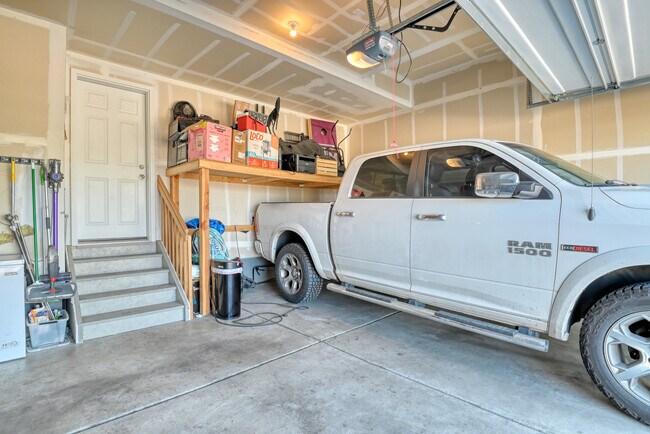 Building Photo - 9857 Beckham St