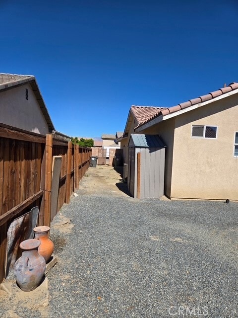 Building Photo - 83669 Lapis Dr