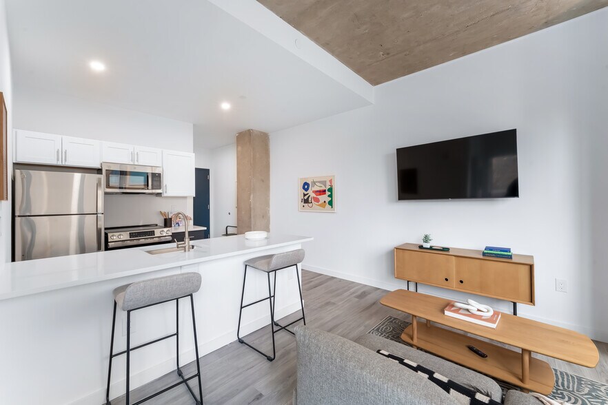 Building Photo - The Mercer