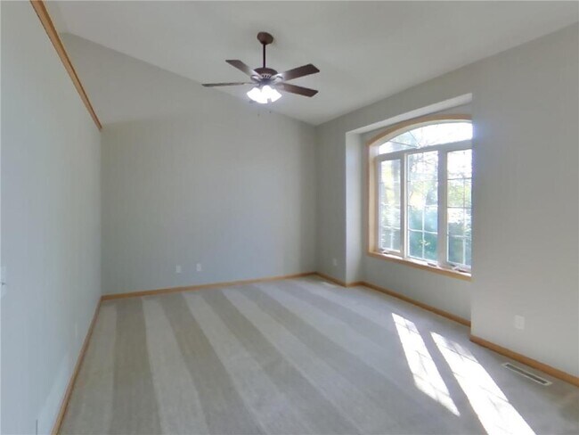 Building Photo - 10420 Karston Ave NE