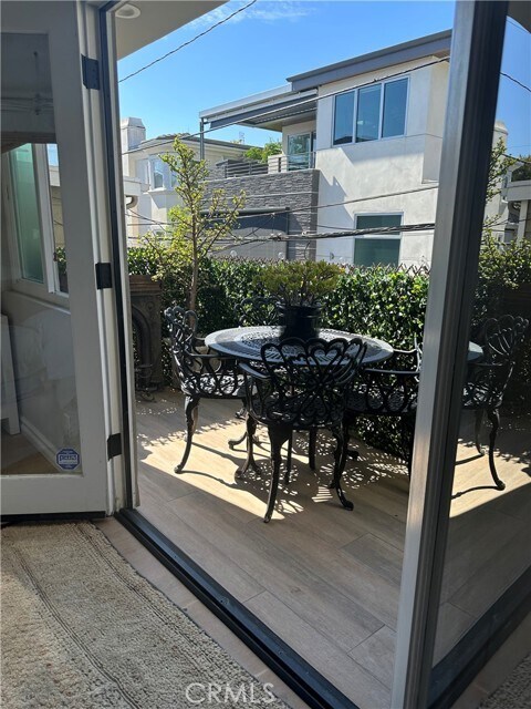 Building Photo - 433 Marine Pl