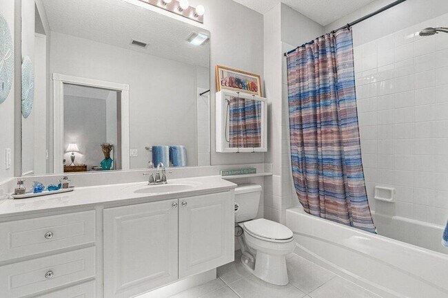 Building Photo - 4506 Illicium Dr