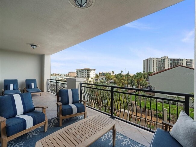 Building Photo - 202 Windward Passage