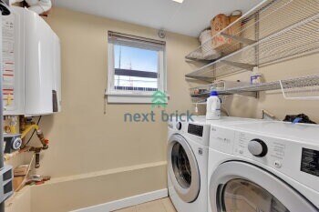 Building Photo - Move-In Ready 3-Bed, 3.5-Bath Home in Prime Location