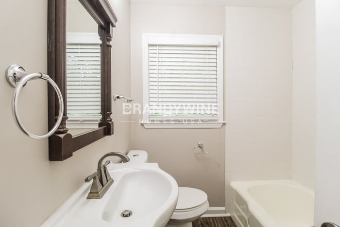 Building Photo - 3292 Westmart Ln