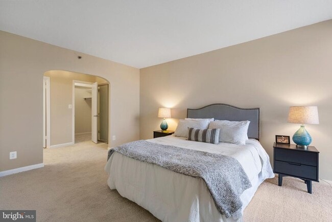 Building Photo - 1016 S Wayne St