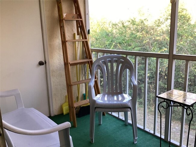 Building Photo - 13931 Timberland Dr