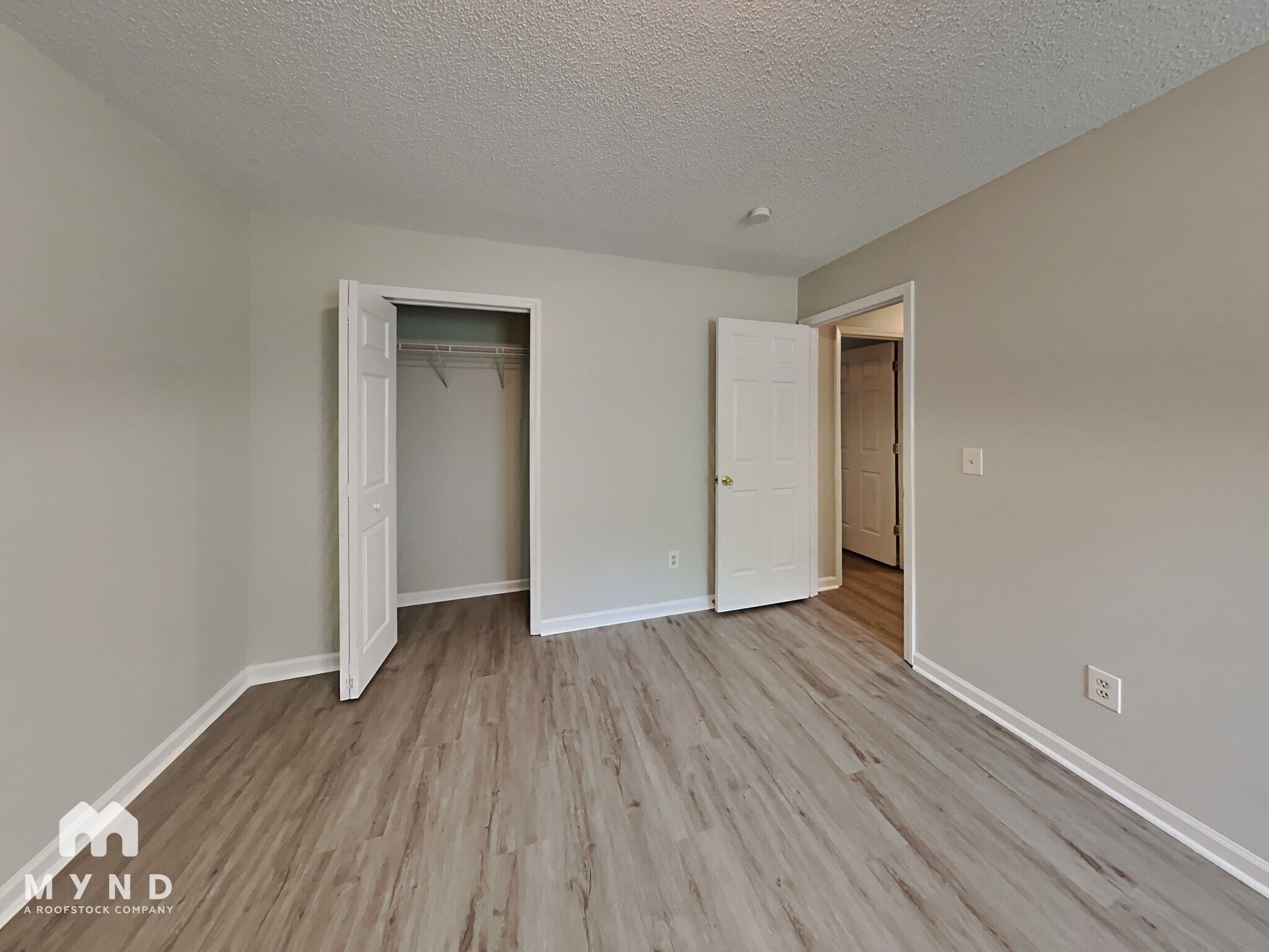 Building Photo - 2028 Collier Rd