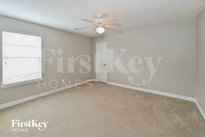 Building Photo - 17714 Meadow Crossing Ln