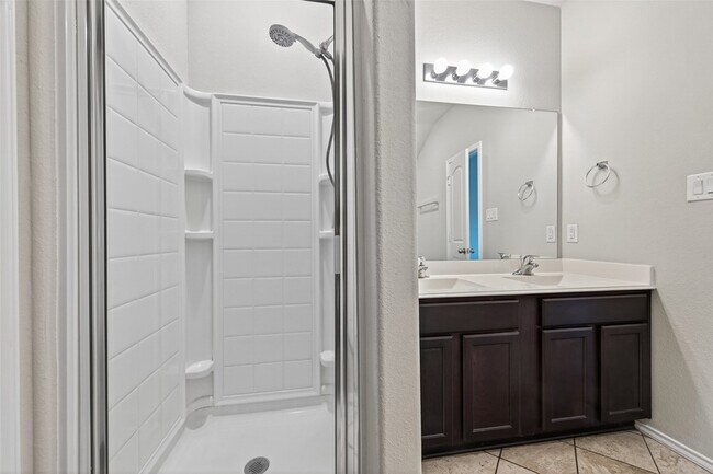 Building Photo - 20811 Birch Hts Trl