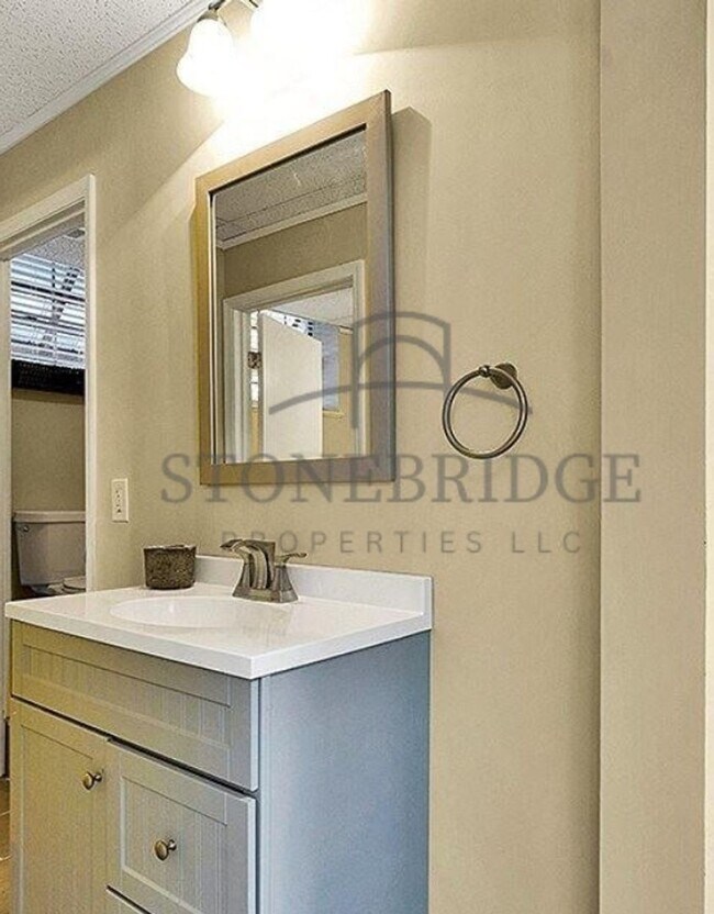 Building Photo - 4 bed, 3 bath in Alabaster