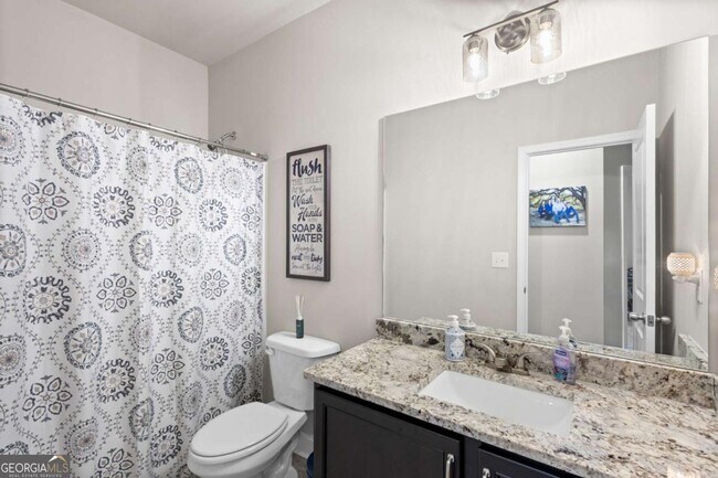 Building Photo - 2121 Charmond Dr