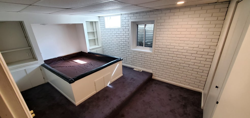 Building Photo - 1576 Dundee Dr