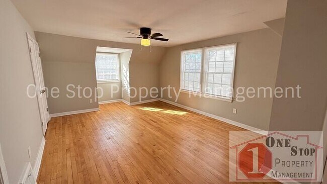 Building Photo - Beautiful 3 Bedroom 2 Bathroom in Kansas City