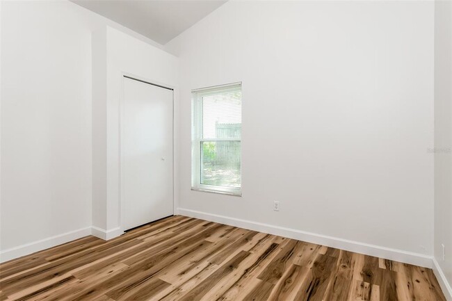 Building Photo - 5638 Piney Ridge Dr