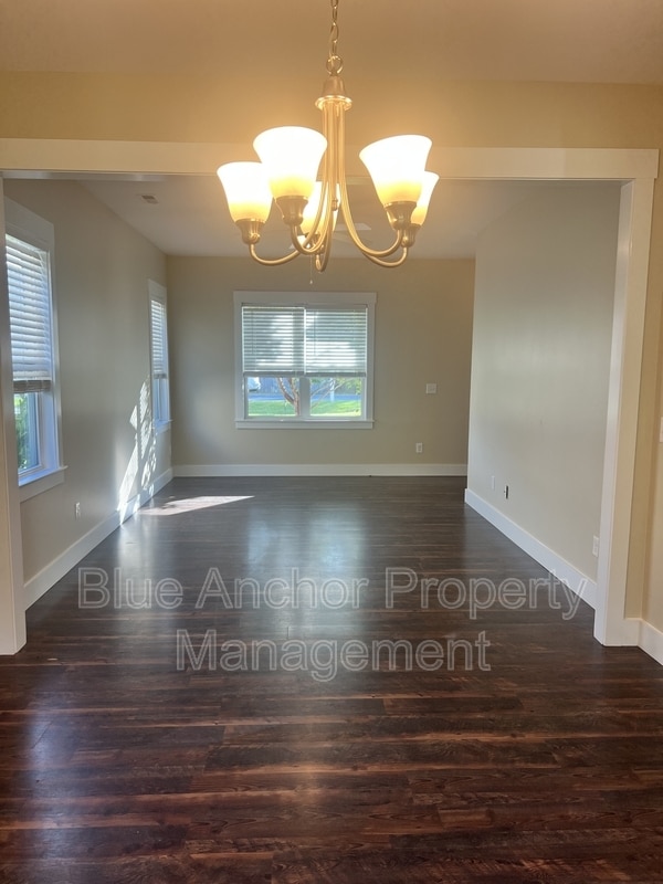 Building Photo - 153 Leeward Ln