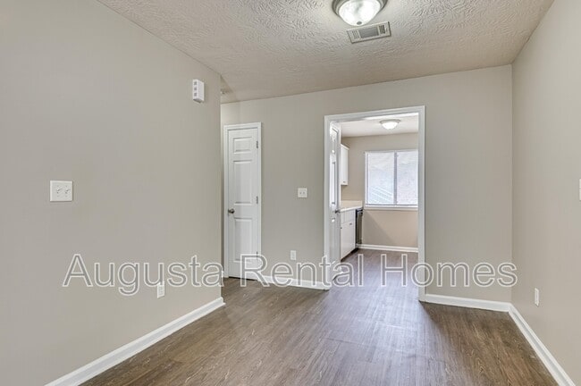 Building Photo - 3004D Strickland Court