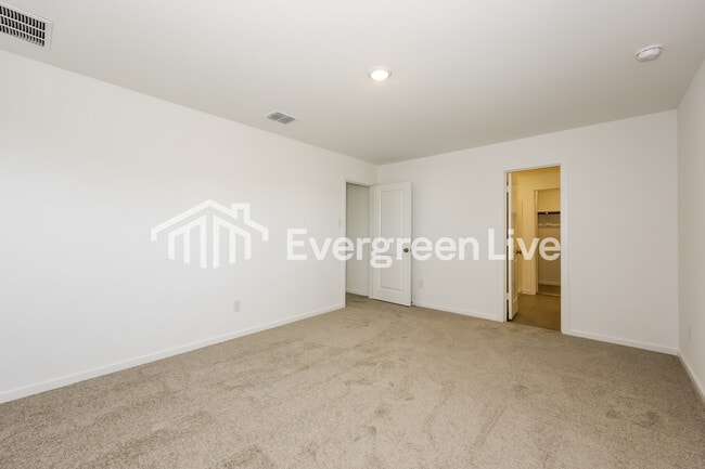 Building Photo - 10532 Desert Hawk Cir