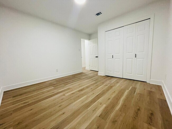 Building Photo - 2117 Pear Orchard Dr