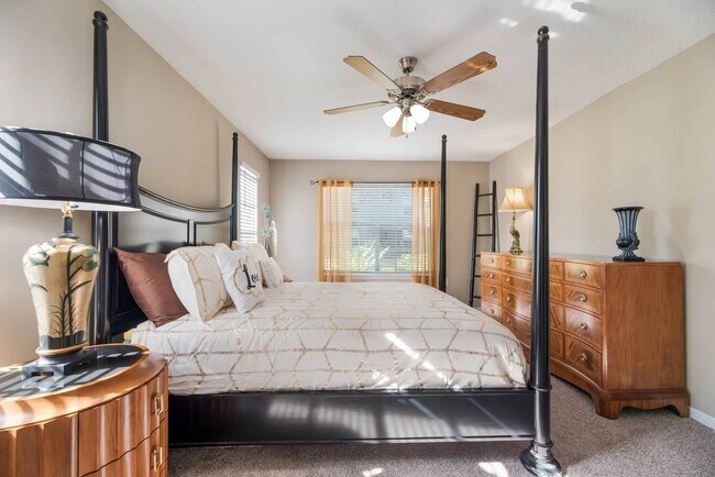 Building Photo - Parkway at Hunters Creek