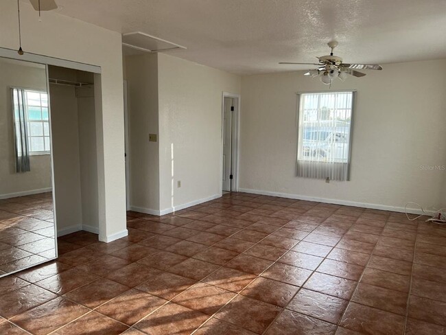 Building Photo - 4126 Gardner Dr