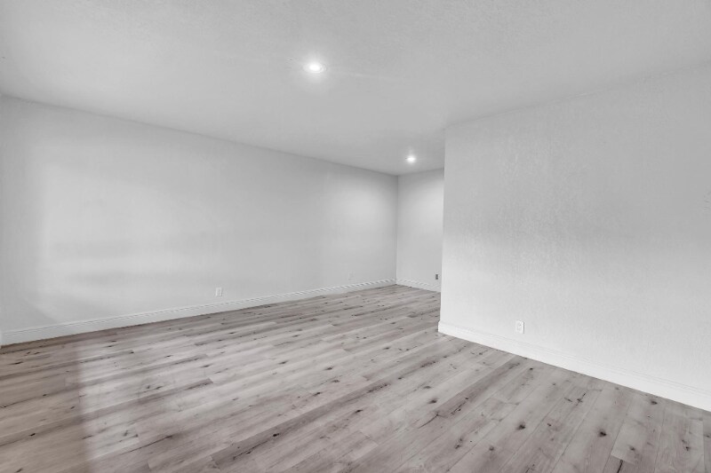 Building Photo - 2781 SW 2nd St