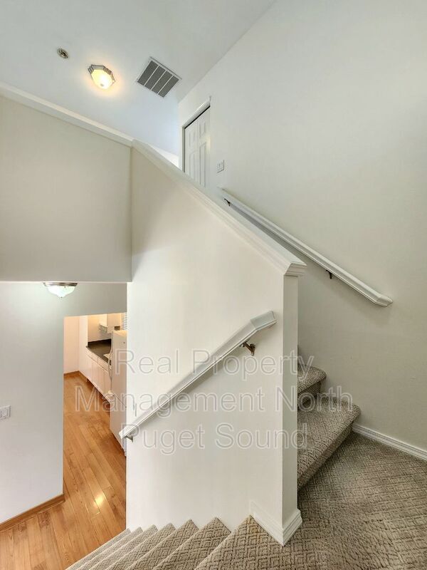 Building Photo - 1318 57th St SW