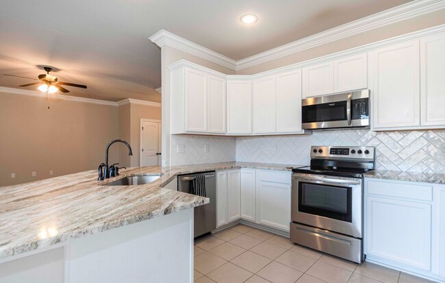 Building Photo - 135 Maddox Jude Dr