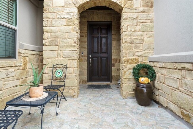 Building Photo - 816 Paseo de Castana Wy