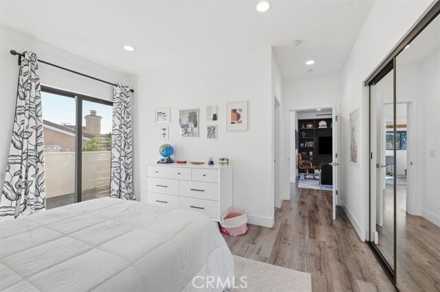 Building Photo - 5487 Blanco Way