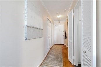 Building Photo - 9 Hawthorne Pl