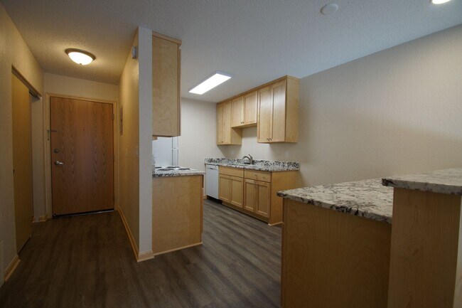 Building Photo - Modern First-Floor One Bedroom with In-Unit Laundry