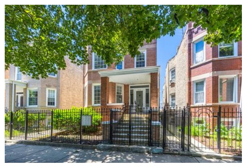 Building Photo - 2118 N Avers Ave
