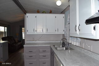 Building Photo - 7807 E Main St