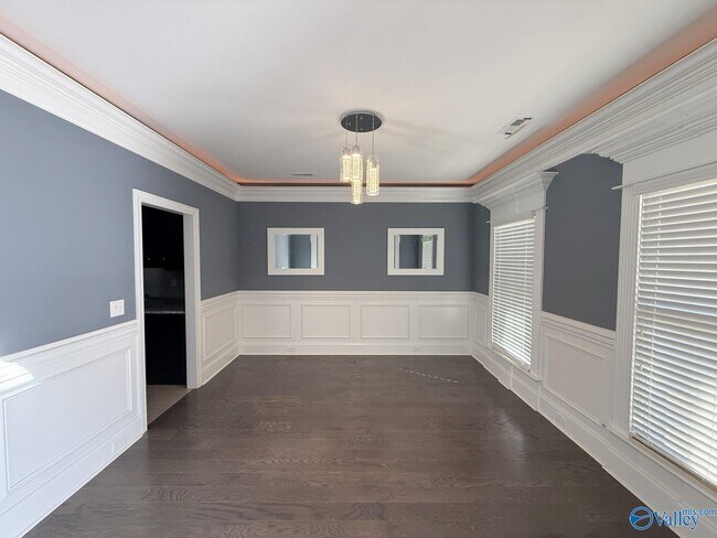 Building Photo - 218 Woodgrove Dr