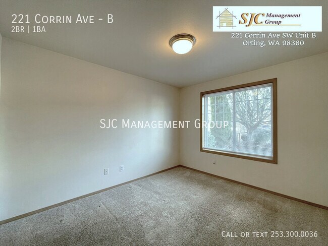 Building Photo - 221 Corrin Ave NW