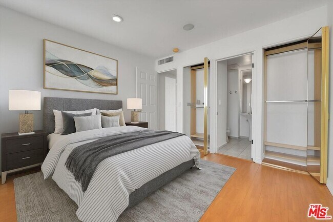 Building Photo - 10701 Wilshire Blvd