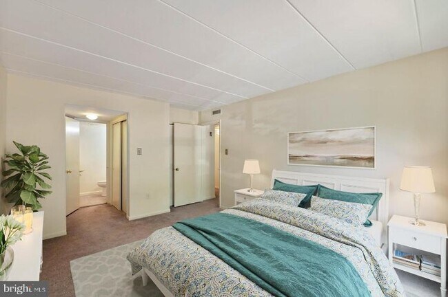 Building Photo - 114 Roberts Ln